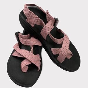 Madden Girl Blush Reflective/Pink Sun Sandals Size 6 Toe-Loop Ankle Strap Buckle